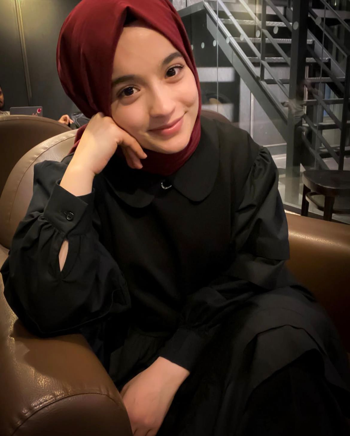 Sazoba Büyük Memeli Bayan Escort Selma