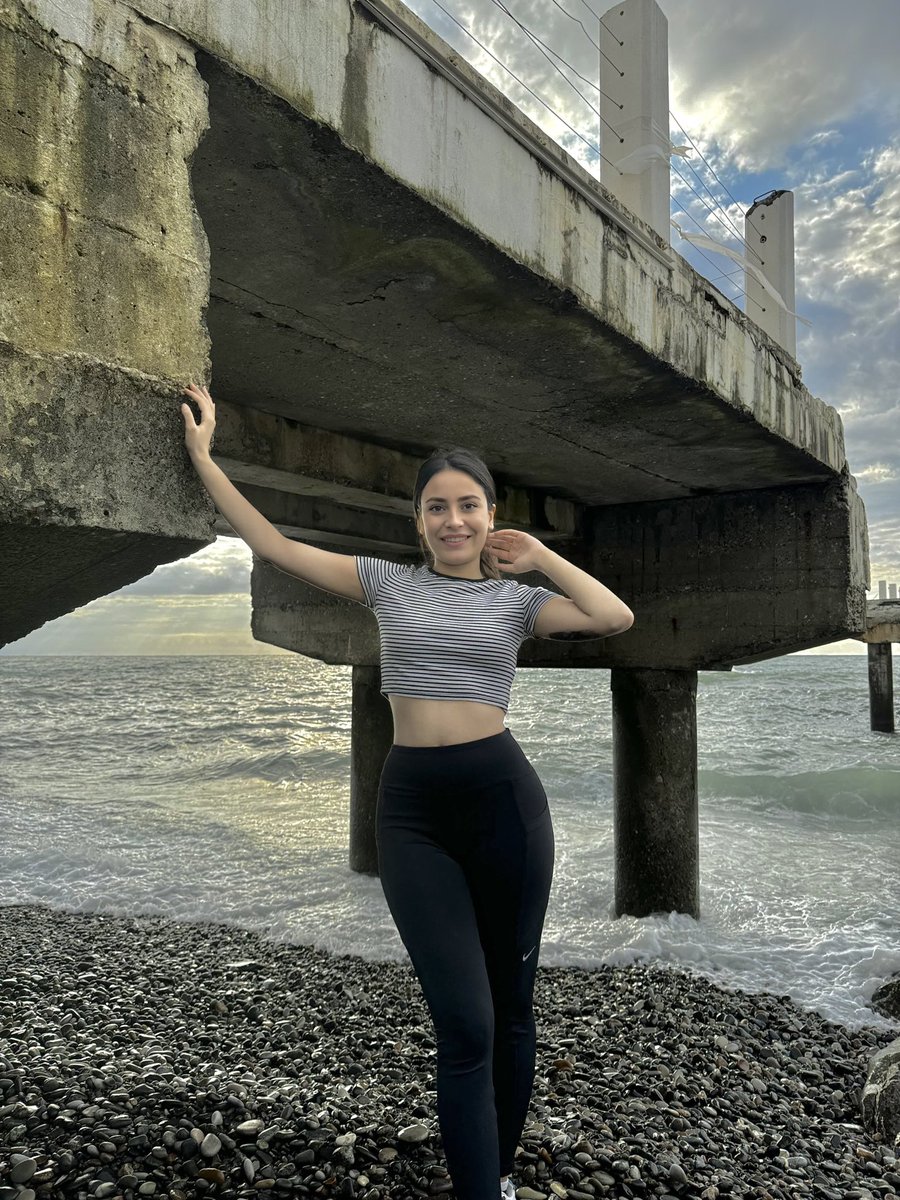Ragıp Bey Efsanevi Başarı Bayan Escort Hande