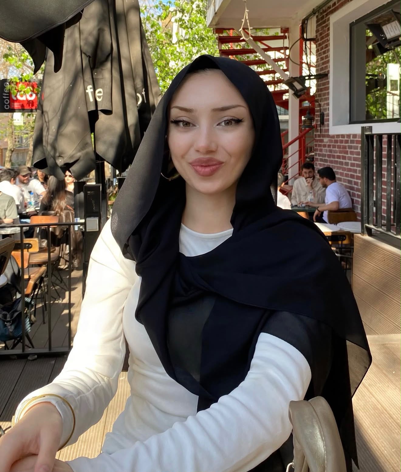 Eroğlu Akıllı Partner Bayan Escort Reyhan